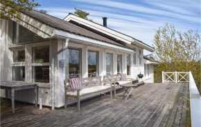 Three-Bedroom Holiday Home in Tvedestrand